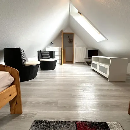 Haus Tante Clara 24 Kukshoerner Weg 8d, 65qm Apartament Dangast